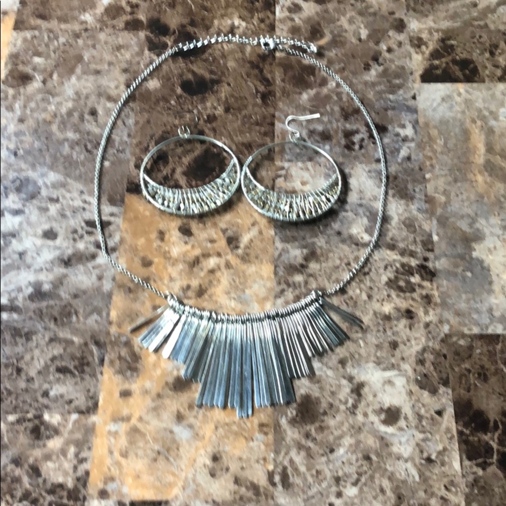 African necklace and earrings